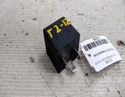 Реле 21 поворотов для VOLKSWAGEN Golf Mk2 (1983—1992)  запчасти бу