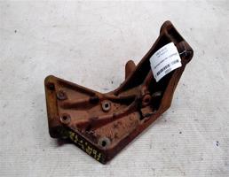 Кронштейн генератора для VOLKSWAGEN Passat B3 (1988—1993)  запчасти бу