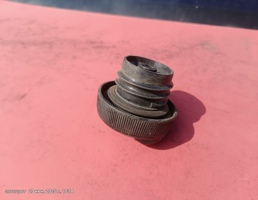 Крышка топливного бака для Nissan Primera P10 (1990—1995)  запчасти бу