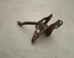 Кронштейн КПП задний для Nissan Sunny B14 (1994—1999)  запчасти бу