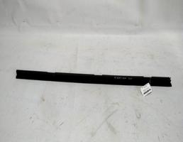 Молдинг стекла двери внутренний передней левой для VOLKSWAGEN Passat B5 (1996—2001)  запчасти бу