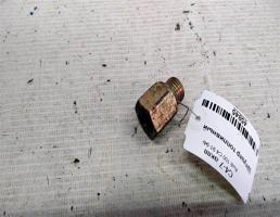 Штуцер топливный для Audi 100 C4 (1990—1994)  запчасти бу