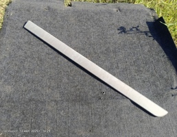 Молдинг двери передней правой для Renault Megane II (2002—2006)  запчасти бу