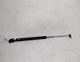 Амортизатор двери багажника для Mazda 626 GD (1987—1996)  запчасти бу