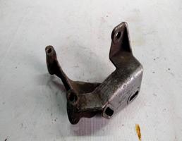 Кронштейн насоса ГУРа для VOLKSWAGEN Passat B3 (1988—1993)  запчасти бу