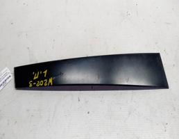 Накладка на дверь наружная верхняя передняя левая для Mercedes-Benz C-класс W202/S202 (1993—1997)  запчасти бу