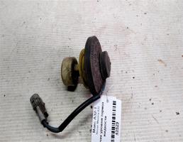 Датчик уровня тормозной жидкости для Nissan Maxima A32 (1994—2000)  запчасти бу