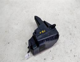 Корпус блока предохранителей для Toyota Granvia I (1995—2002)  запчасти бу