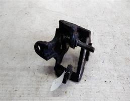 Кронштейн ДВС передний для Ford Mondeo II (1994—2001)  запчасти бу