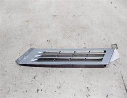 Накладка на стойку нижняя заднюю правую для Mercedes-Benz 190 (W201) W201 (1982—1993)  запчасти бу