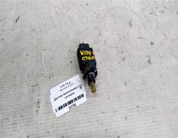 Датчик включения стоп сигнала для Mercedes-Benz E-класс W124/S124/C124/A124 (1984—1997)  запчасти бу