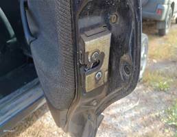 Замок двери задней правой для VOLKSWAGEN Passat B3 (1988—1993)  запчасти бу