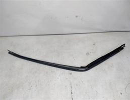 Молдинг крыши км-т для Mercedes-Benz 190 (W201) W201 (1982—1993)  запчасти бу