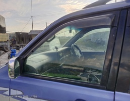 Стекло двери передней левой для Toyota Lite Ace Noah I рестайлинг (1998—2001)  запчасти бу