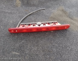 Фонарь задний доп (стоп сигнал) для Peugeot 107 I рестайлинг (2009—2012)  запчасти бу