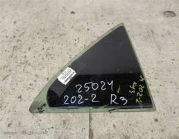 Стекло двери задней правой (форточка) для Mercedes-Benz C-класс W202/S202 (1993—1997)  запчасти бу