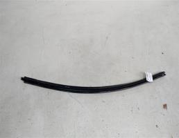 Молдинг стекла двери передней правой для Peugeot 206 I (1998—2012)  запчасти бу