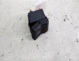 Кнопка обогрева стекла заднего для Audi 100 C3 (1982—1988)  запчасти бу