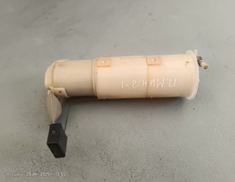 Насос топливный электрический для Mitsubishi Pajero Mini II (1998—2012)  запчасти бу