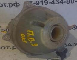 Бачок расширительный ДВС для VOLKSWAGEN Passat B3 (1988—1993)  запчасти бу