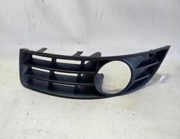 Решетка в бампер левая для VOLKSWAGEN Passat B6 (2005—2010)  запчасти бу