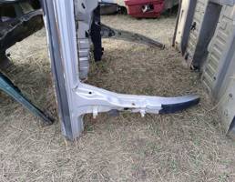 Порог со стойкой левый для VOLKSWAGEN Passat B3 (1988—1993)  запчасти бу