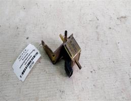 Клапан э/м заслонки для Audi A6 C4 (1994—1997)  запчасти бу