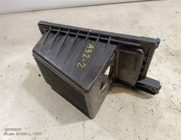 Крышка корпуса воздушного фильтра верхняя для Nissan Maxima A32 (1994—2000)  запчасти бу