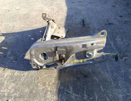 Замок капота для Audi 80 B4 (1991—1996)  запчасти бу