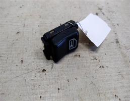 Кнопка блокировки дверей для Mercedes-Benz C-класс W202/S202 (1993—1997)  запчасти бу