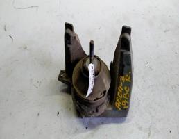 Опора ДВС правая (подушка) для Audi A6 C4 (1994—1997)  запчасти бу