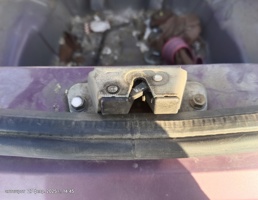 Замок багажника для Peugeot 107 05-14г  запчасти бу
