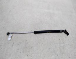 Амортизатор двери багажника для Mazda 626 GD (1987—1996)  запчасти бу