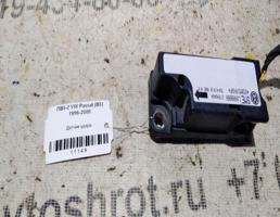 Датчик удара для VOLKSWAGEN Passat B5 (1996—2001)  запчасти бу