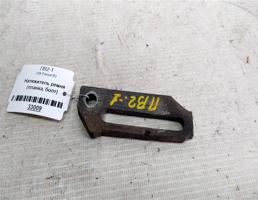 Натяжитель ремня (планка, болт) для VOLKSWAGEN Passat B2 (1980—1988)  запчасти бу