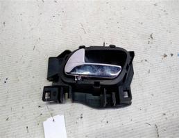 Крючок двери передней левой для Peugeot 308 I рестайлинг (2011—2015)  запчасти бу