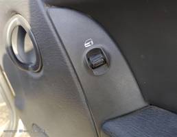 Кнопка блокировки ЭСП для Jeep Cherokee III (2001—2004)  запчасти бу