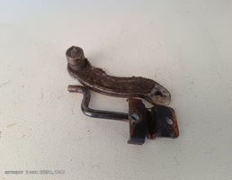 Ограничитель двери передней для Land Rover Defender I (1983—2007)  запчасти бу