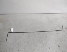 Торсион крышки багажника левый для Audi 80 B2 (1978—1986)  запчасти бу