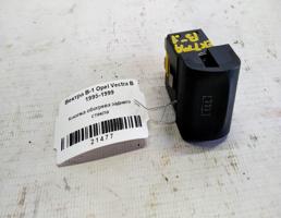 Кнопка обогрева стекла заднего для Opel Vectra B (1995—2000)  запчасти бу