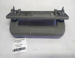 Ручка потолочная внутренняя для Audi A6 C4 (1994—1997)  запчасти бу