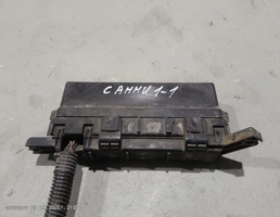 Блок предохранителей для Nissan Sunny B14 (1994—1999)  запчасти бу