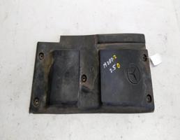 Крышка декоративная для Mercedes-Benz C-класс W202/S202 (1993—1997)  запчасти бу