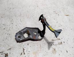 Ограничитель капота для Mercedes-Benz E-класс W124/S124/C124/A124 (1984—1997)  запчасти бу