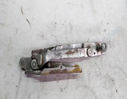 Петля крышки багажника левая для Audi 80 B4 (1991—1996)  запчасти бу