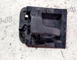 Крючок двери передней левой для Audi 100 C3 (1982—1988)  запчасти бу