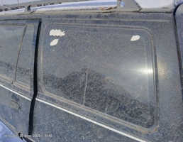 Стекло кузовное глухое левое для Opel Kadett E (1984—1989)  запчасти бу