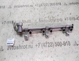 Рампа топливная для VOLKSWAGEN Passat B5 (1996—2001)  запчасти бу