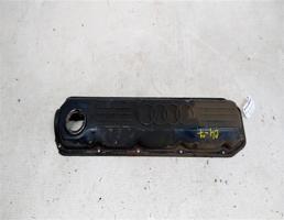 Крышка клапанная для Audi 100 C4 91-94г  запчасти бу