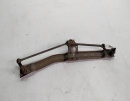 Трапеция стеклоочистителя для VOLKSWAGEN Golf Mk2 (1983—1992)  запчасти бу